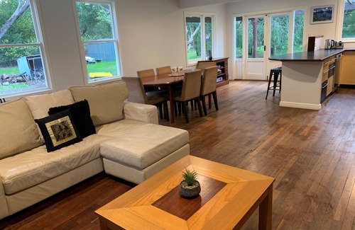 Augusta House | Calkarri Blue Escape