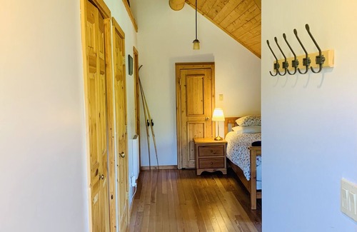 Golden Cabin | Callinghorselodge Selkirk Suite