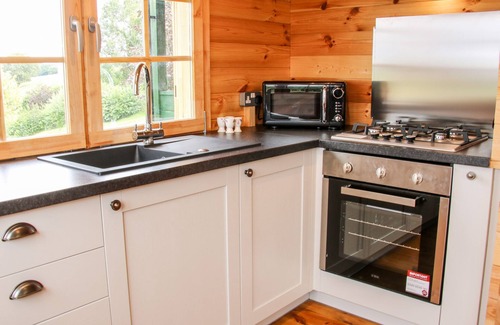 Acton Scott Cottage | CALLOW FOLD, pet friendly, character holiday cottage in Craven Arms