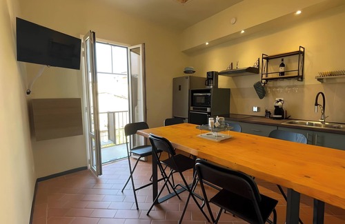 Santa Maria Novella Apartment | Calm and silent 3 bedroom apartment near central Market of Florence