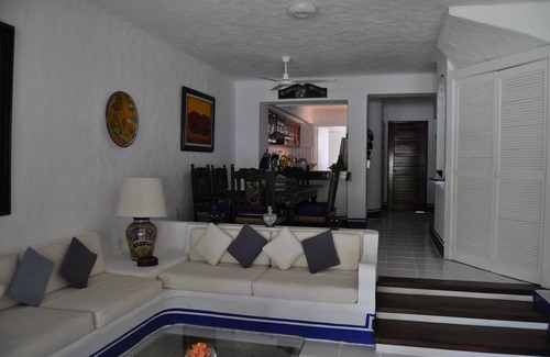 Ixtapa Villa | Calm, beautiful, colorfully furnished Villa in a private condo