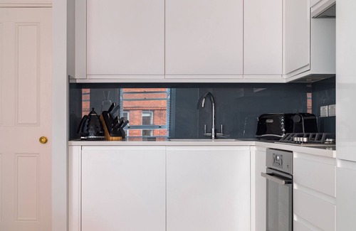 Chinatown Apartment | Calm Leicester Sq 1BR - Netflix & Nespresso