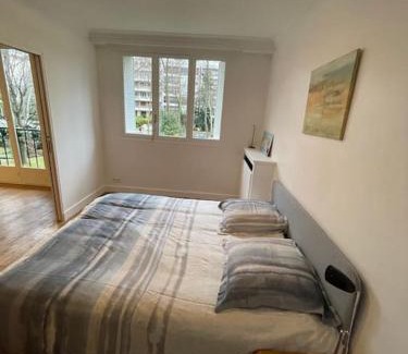 Neuilly-sur-Seine Apartment | Calme et verdure à 2 pas de Paris