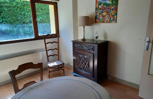 Buxerolles Apartment | Calme et verdure