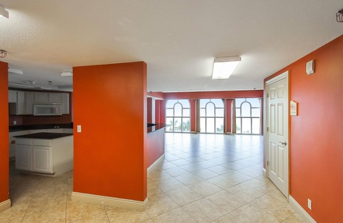 Panama City Beach Condo | Calypso Resort and Towers by Book That Condo