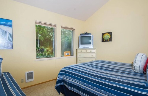 Roads End House | Calypso