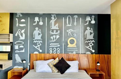 Zapopan Apartment | Cama King ZonaReal AC Estacionamiento Experiencia !