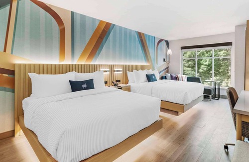 North Conway Hotel | Cambria Hotel North Conway