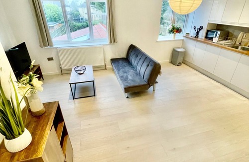 Cambridge Apartment | Cambridge Cozy 2 bedroom Apartment 5 sleep