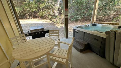 Bermuda Bay Apartment | Cambridge Reserve at Bermuda Bay by KEES Vacations