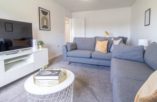Glasgow Apartment | Camby - 2 bed flat in Cambuslang