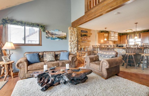 Village at Camelback House | Camelback Retreat with Mountain-Top Views and Pool!