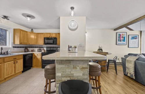 Tannersville House | ★camelbeach★IndoorPool★SmartHome★PET Friendly