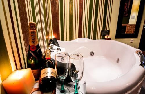 Synikia Mesi Trikalon House | Camelia Suites