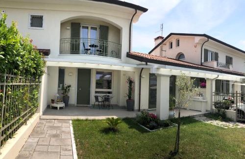 Ortonovo House | Camere LaVigna di Nardi Maria