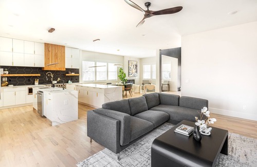 Atlanta House | Camilla Haus - High End Luxury Modern Home