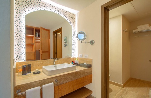 Pichilingue Resort | Camino Real Acapulco Diamante