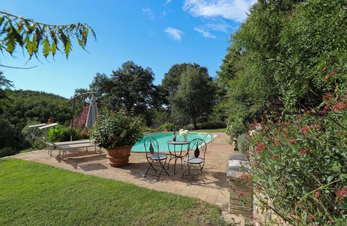 San Gimignano Apartment | Cammino Santo - studio w/private pool & garden