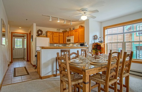 Snowshoe Condo | Camp 4 24: Slope Side, Cozy 2 BR with Shuttle Service