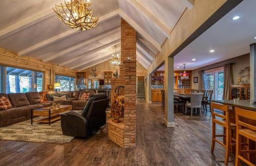 Camp Connell House | Camp Connell Lodge