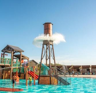 Waco House | Camp Fimfo Waco