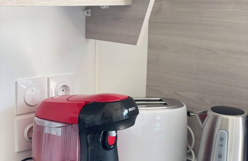 Belleme Cottage | camp'hôtel 1 bedroom/1 bathroom/kitchen living room large terrace overlooking nature!