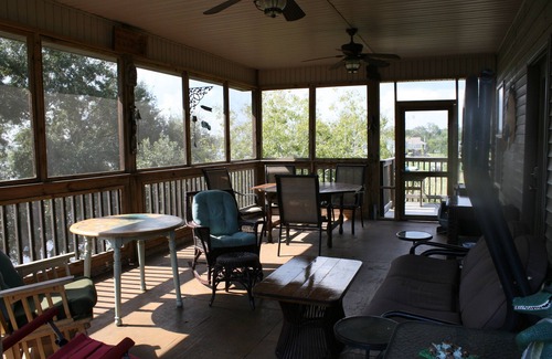 Pearlington House | Camp'Inn Waterfront Paradise! You won't want to leave!