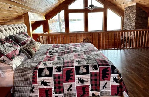 Waterloo Cabin | Camp Paradise on Pickwick Lake
