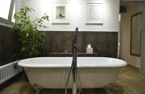 Ansouis Bed & Breakfast | Campagne Paumier