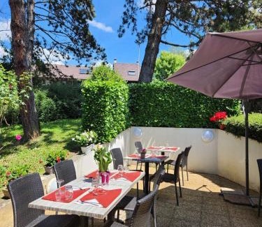 Cran-Gevrier Hotel | Campanile Annecy - Cran Gevrier