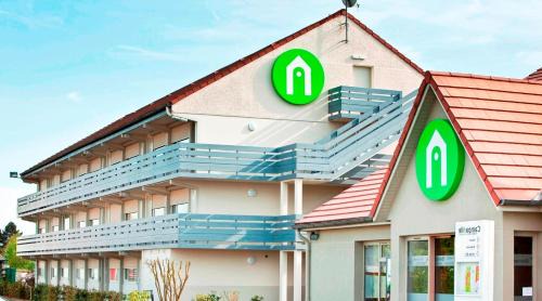 Lens Hotel | Campanile Lens