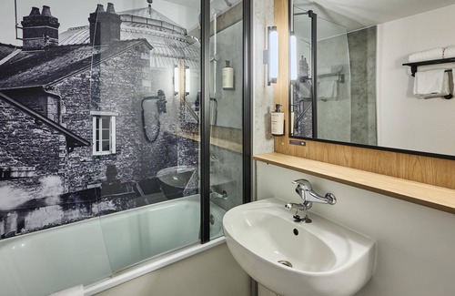 Cerise Hotel | Campanile NATURE - Alençon