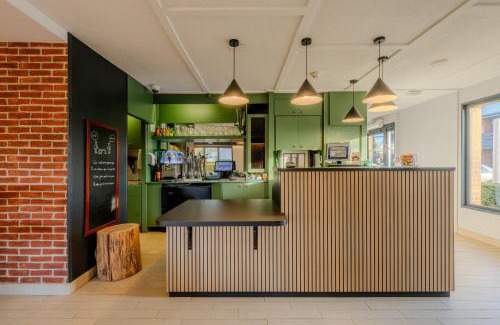 Cousinerie Hotel | Campanile NATURE - Lille Est Villeneuve-d'Ascq