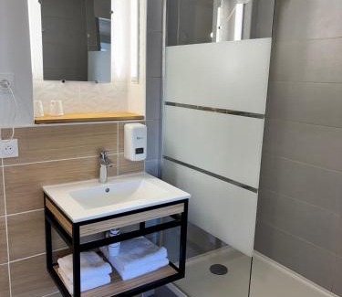 Bagneux Hotel | Campanile Saumur