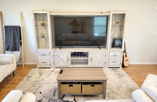 Fountain House | Campground Charm: Private Home