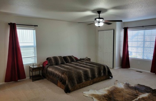 Fountain House | Campground Charm: Private Home