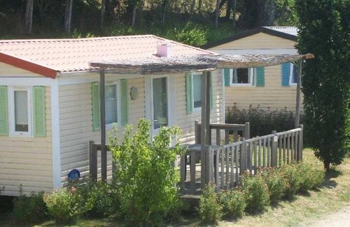 Villefranche-du-Perigord House | Camping 3 étoiles - Piscine - efdaii