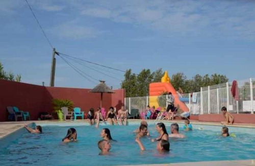 Vic-la-Gardiole House | Camping 3 étoiles - Piscine - eehfi0