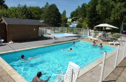 Louvie Juzon House | Camping 3 étoiles - Piscine - ccbaddh