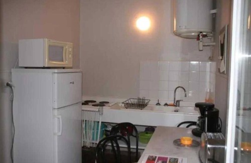 Puy-l'Eveque House | Camping 3 étoiles - Piscine - ccbahd0