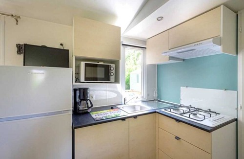 Hauterives House | Camping 3 étoiles - Piscine - ccbbigi