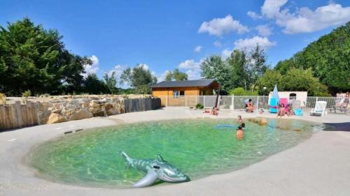 Plovan Other | Camping 3 étoiles - Piscine - eeeg00