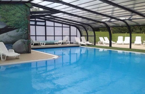 Locmaria-Berrien House | Camping 3 étoiles - Piscine - ccafbbf
