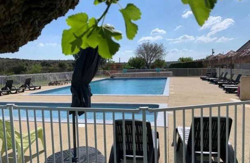 Balazuc House | Camping 3 étoiles - Piscine - eeeehg