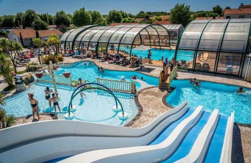 Olonne-sur-Mer Other | Camping 4 étoiles - Parc aquatique - eeiaia