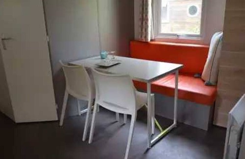 Orgon House | Camping 4 étoiles - Piscine - eebbbf