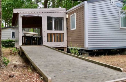 Saint-Hilaire-de-Riez House | Camping 4 étoiles - Piscine - efbdfa