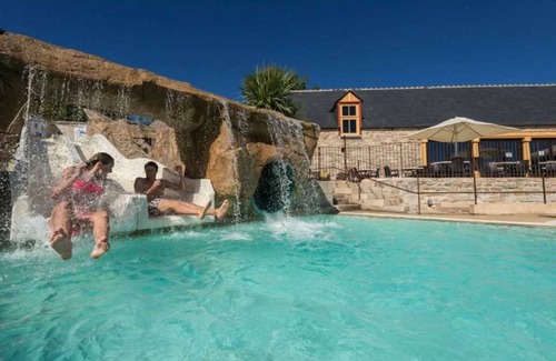 Quimper House | Camping 5 étoiles - Parc aquatique - eebid0