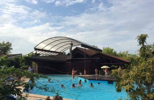 Mezos House | Camping 5 étoiles - Piscine - eechff