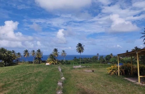 Newcastle RV Rental | Camping Barbados - Bell Tent (1)